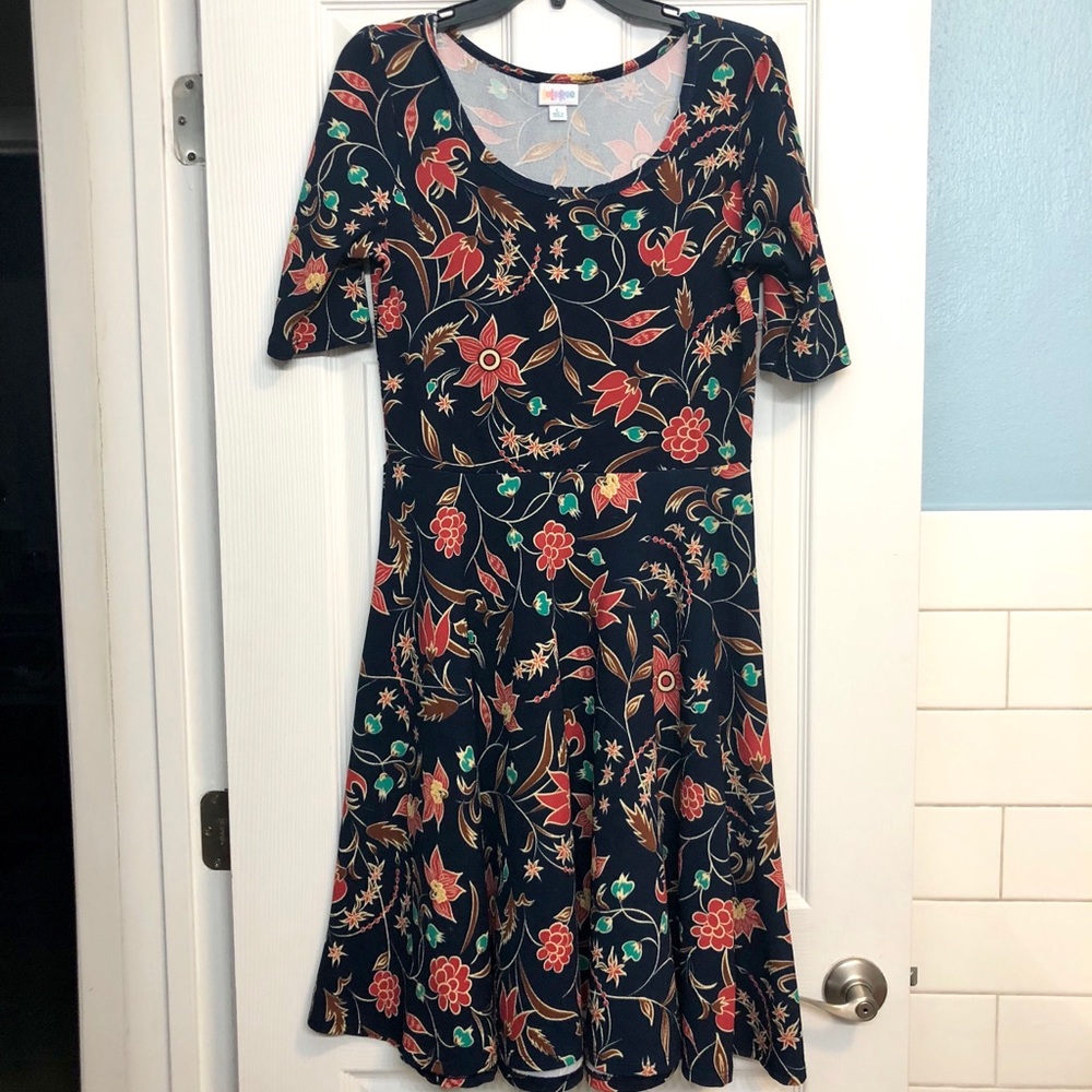 LulaRoe Nicole Large (EUC)